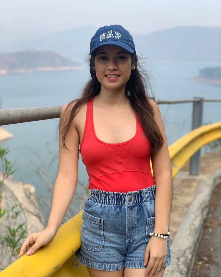 ”No me imagino lo decepcionante que ha de ser para las personas que realmente andan enfermas y las traten de esa forma. Y aparte se van sin medicamento. Sí da bastante tristeza”, contó Licona. 