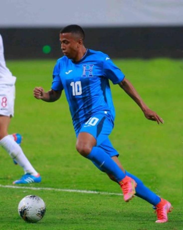 18. Rigoberto Rivas - Mediocampista del Reggina de la Serie B de Italia.