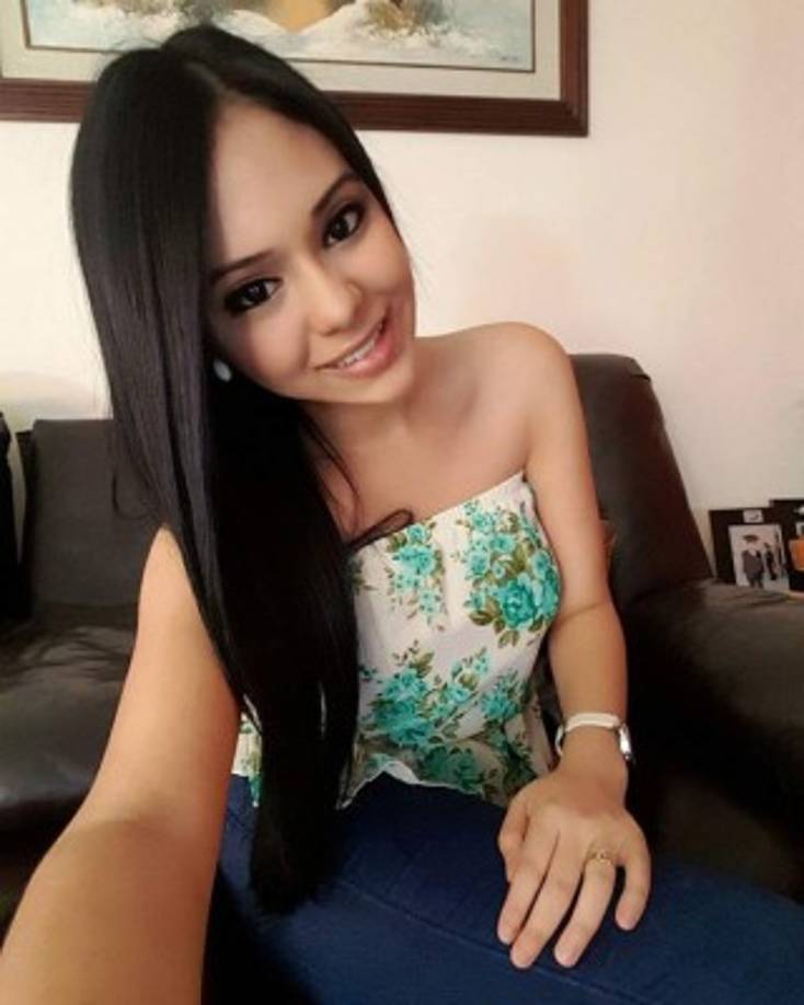 Amanda Hernández siempre ha estado alejada de los medios, pero eso sí, en redes sociales tiene muchos seguidores.