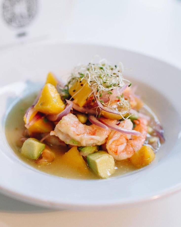 El menú de Rosé Bistro es muy variado, aquí usted podrá deleitarse con deliciosas combinaciones de brunch, ceviches y bebidas