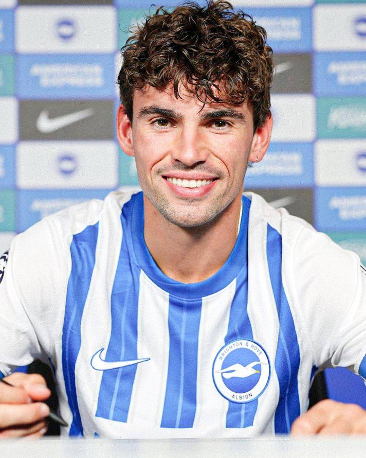 OFICIAL: El Celtic había rechazado cinco ofertas del Atalanta por O’Riley, quien anotó 19 goles y aportó 18 asistencias la temporada pasada. El jugador de 23 años, internacional con Dinamarca, tenía contrato con el Celtic hasta 2027 y ahora jugará en el Brighton de la Premier League.