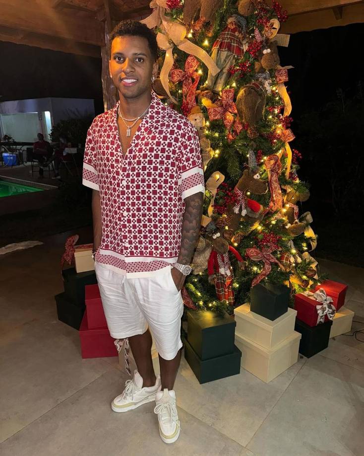Rodrygo - El delantero brasileño del Real Madrid viajó a Sao Paulo para pasar las fiestas navideñas.