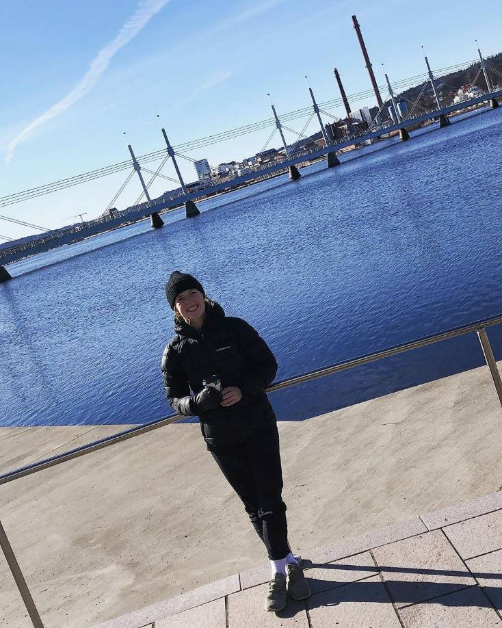 Pese a la grave lesión que sufrió, la jugadora afrontó de la mejor manera tratando de superar la difícil situación.