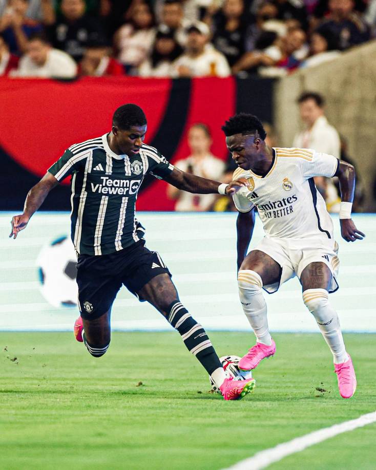 Atacantes: Vinicius Jr, el brasileño es uno de los desequilibrantes y con su velocidad pretende romper la muralla del Barcelona.