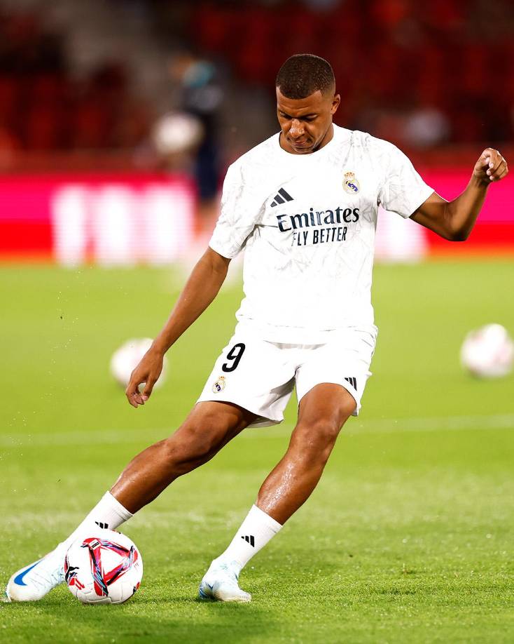 Tuvieron que pasar varios años para ver a Mbappé en la Liga Española, por lo que los ojos estaban puestos en el debut del francés.