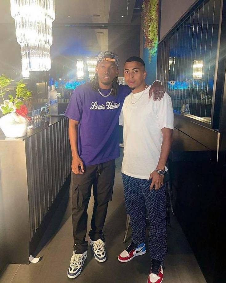 Alberth Elis y Rigo Rivas - El delantero del Girondins de Burdeos se encontró en Europa con el mediocampista del Reggina y la pasaron juntos entre amigos.