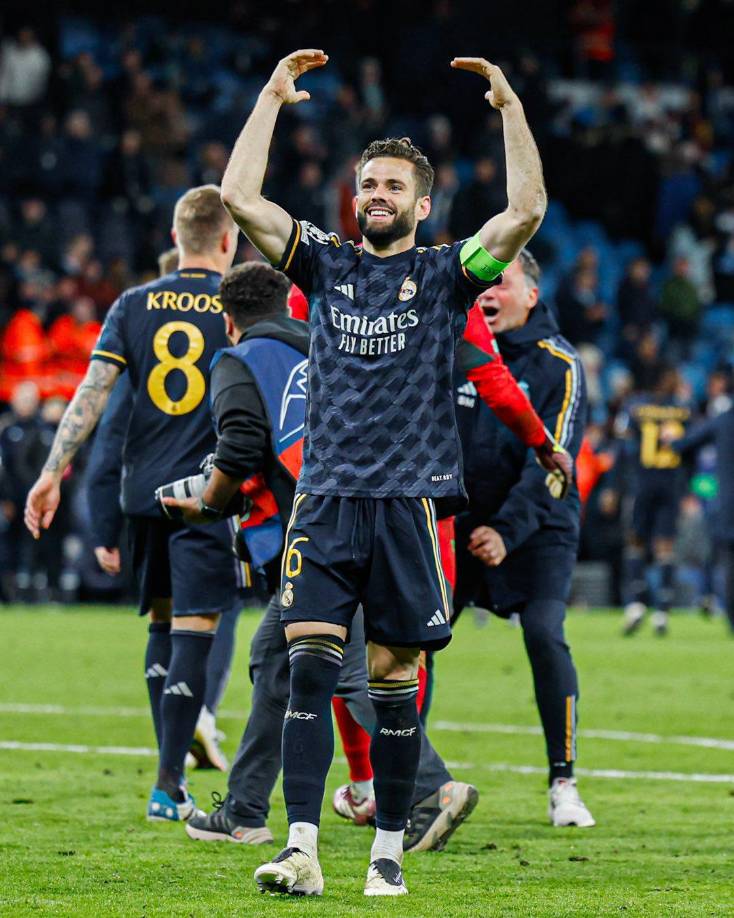 El defensor explicó sobre su marcha que necesita “vivir una última y diferente experiencia junto” a su “familia”, una decisión que tomó tras “meses de reflexión, de indecisión y de dudas”.