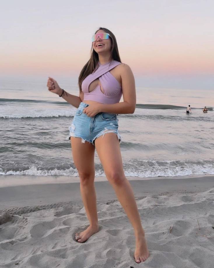 Así es Annie Córdova, bella ceibeña que tiene una relación sentimental con Luis Palma, futbolista hondureño del Celtic de Escocia.