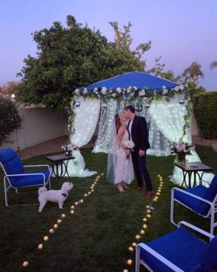 En Long Beach, California, Kim Goforth e Isaac Jackson habían planeado una boda de ensueño para esta primavera, sin embargo la cuarentena por coronavirus evitó que celebraran la gran fiesta que habían organizado.
