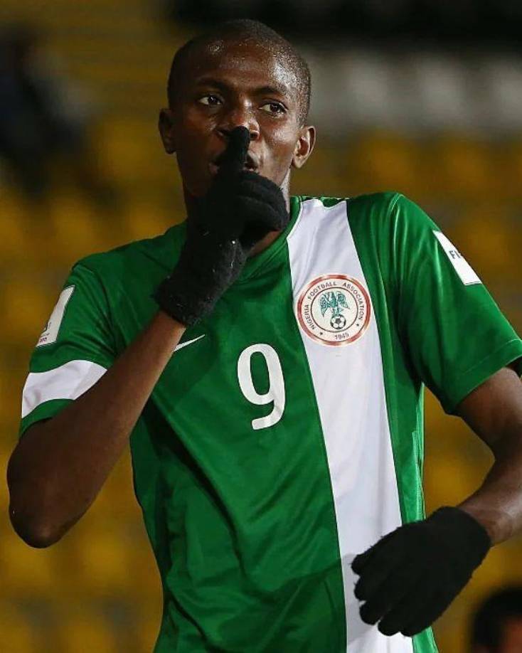 Su sueño de niño era jugar en la Premier League inglesa, pero ha sido en la Serie A donde ha tenido su mejor versión, después de un paso irregular por los campeonatos de Alemania, Bélgica y Francia.