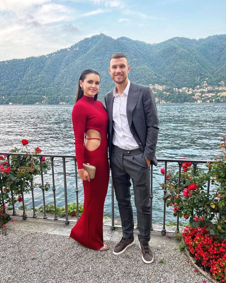 Amra Dzeko - Ella es la pareja de Edin Dzeko, delantero bosnio el Inter de Milán.