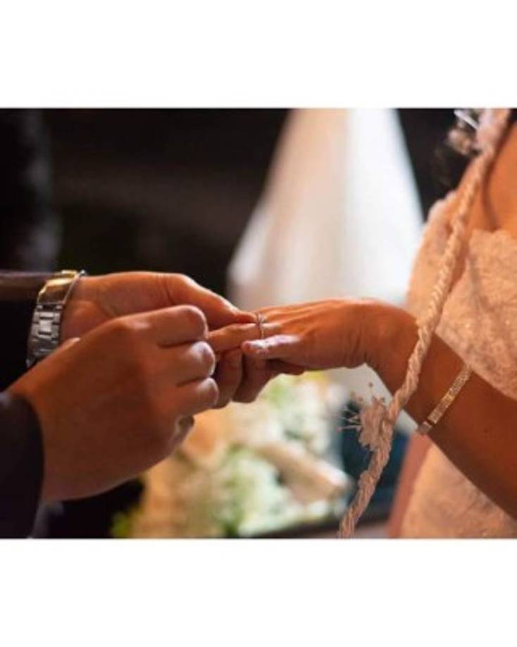 Senior archaeologist Shlomit Weksler-Bdolah gives a tour of parts of a Second Temple period (516 BC-AD 70) public building, considered to be one of the most luxurious found to date, being unveiled by the Israel Antiquities Authority in Jerusalem, July, 8, 2021. - Israeli archaeologists unveiled new parts of a major public building in Jerusalem just metres from where the Second Jewish Temple is believed to have stood two millennia ago. The opulent hall used by elites is the latest discovery to be made public by the Israeli Antiquities Authority (IAA) from what it refers to as the Western Wall Tunnels in the Old City in Israeli-annexed east Jerusalem. (Photo by Emmanuel DUNAND / AFP)