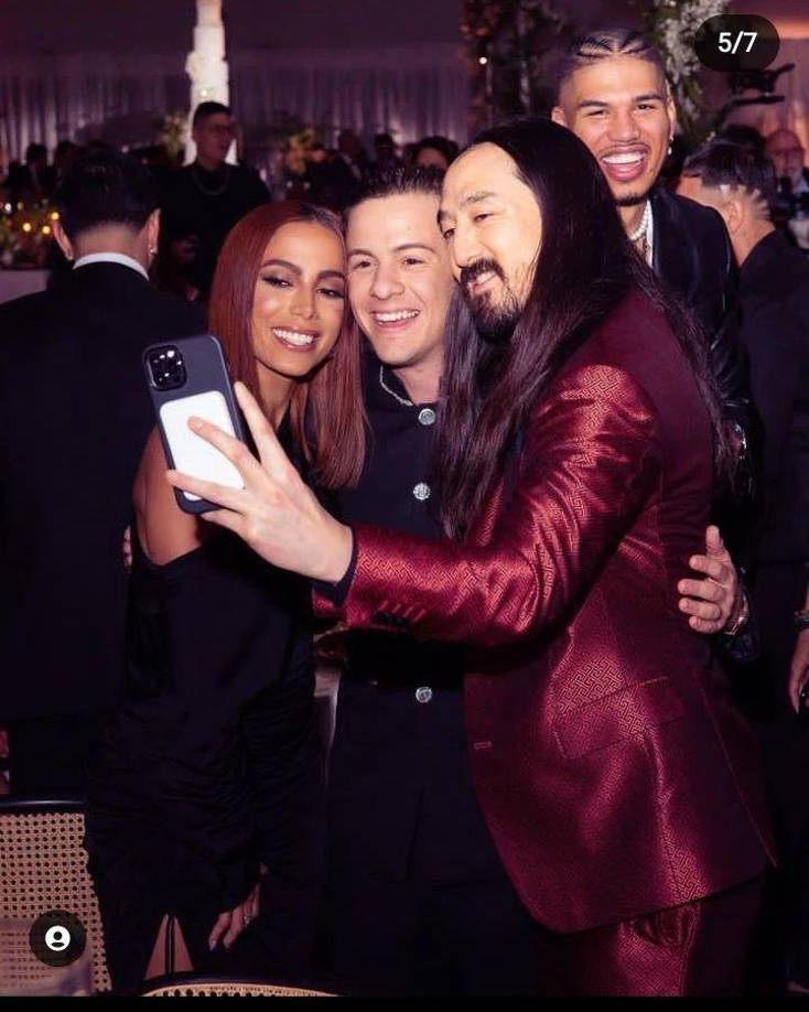 El DJ y productor de EDM estadounidense de origen japonés Steve Aoki 