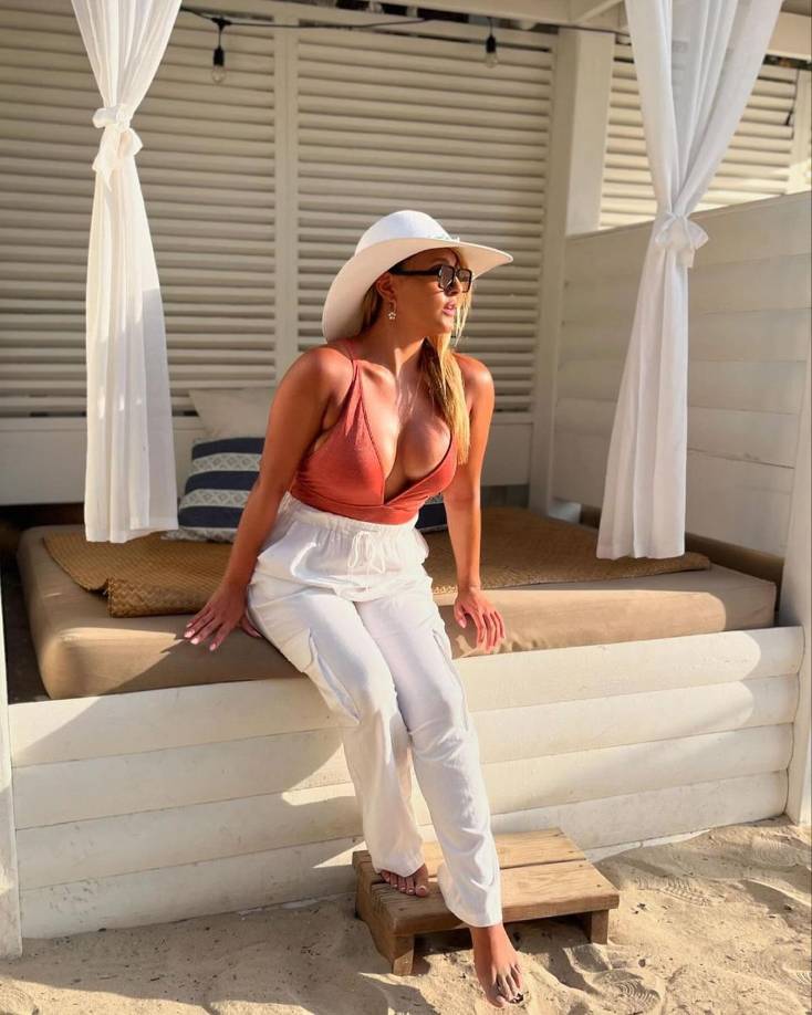 El verano y las playas siempre han sido del agrado de la bella Magali y es por eso que decidió volver a Honduras, donde tiene algunos amigos.