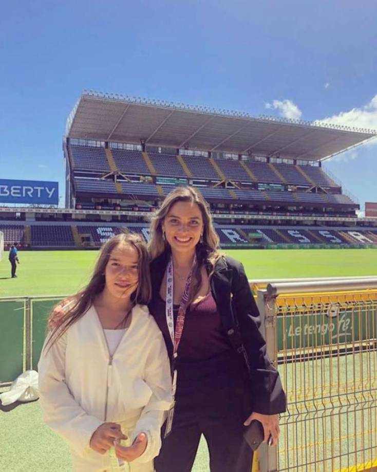 Cinthia Castro cuenta con un máster en nutrición deportiva la cual sacó en España.