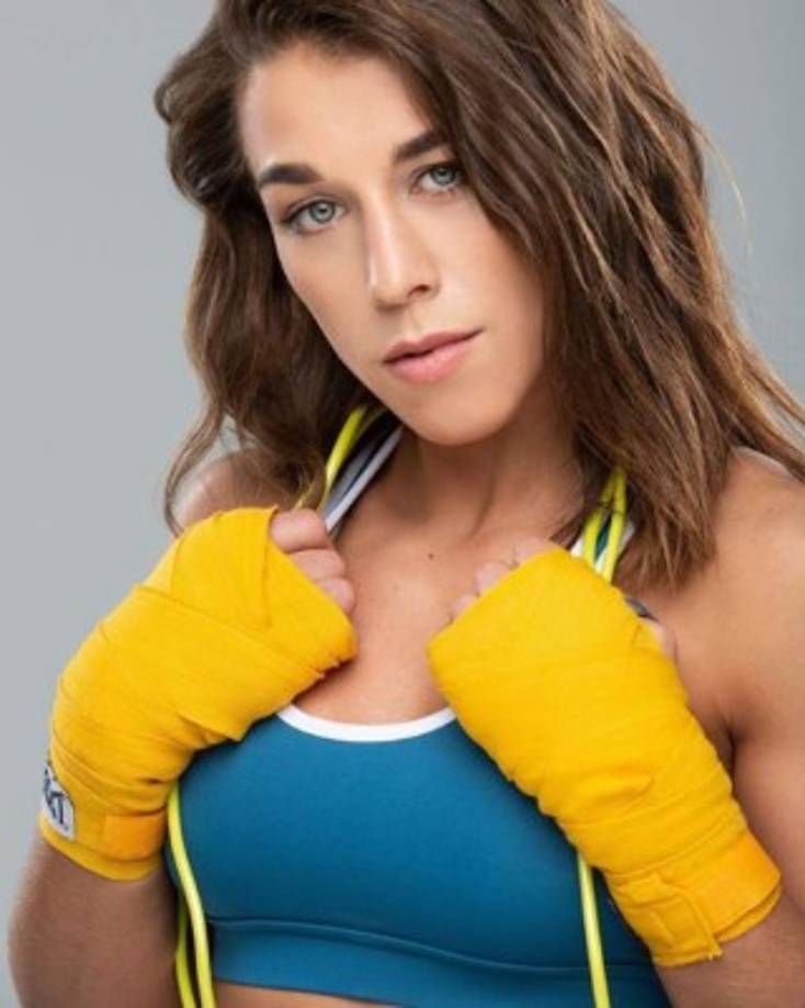 Fue un duelo demasiado ajustado, hubo mucha actividad de puños y no tanta caídas y llaves.