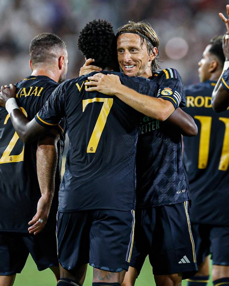 El Real Madrid cerró su primer amistoso de pretemporada con remontada ante el Milan (3-2).