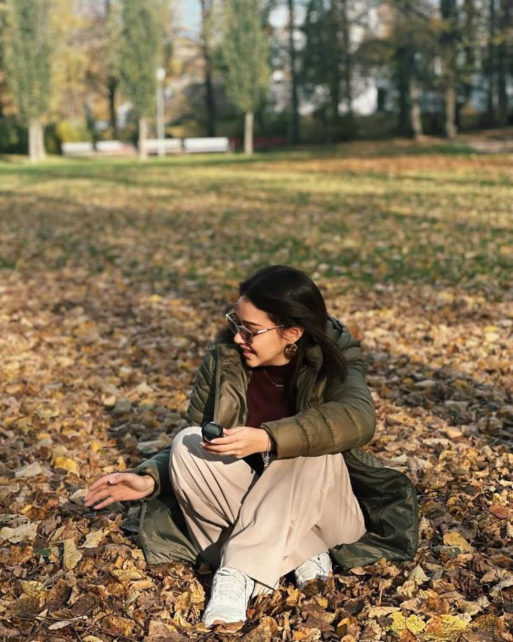 “Las fotografías no solo se trata de capturar momentos, a veces también son una forma de escapar. De volver a lo que ya no está...”, escribió junto a las postales, donde se ve en diferentes lugares rodeados de naturaleza. 