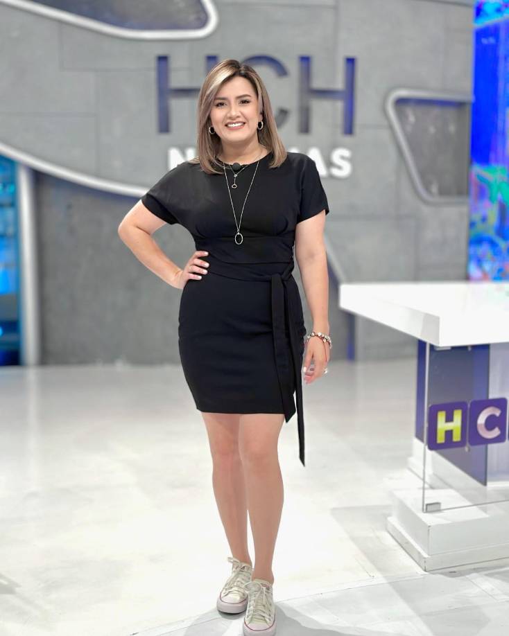 Cesia inició su carrera en Telered 21, en el noticiero Ahora Con las Noticias (ACN Noticias) , para luego dar un paso a Canal 11, donde tuvo un paso efímero, pero eficiente. 