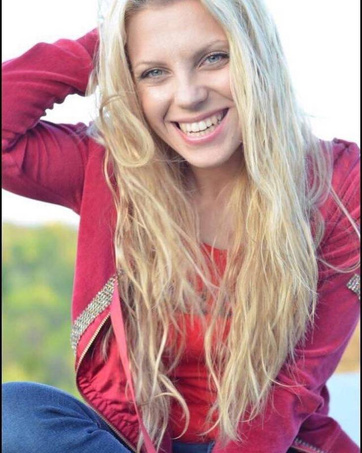  Un chico de 15 años y el acompañante de la víctima también fueron arrestados, sospechoso de participar en el crimen.