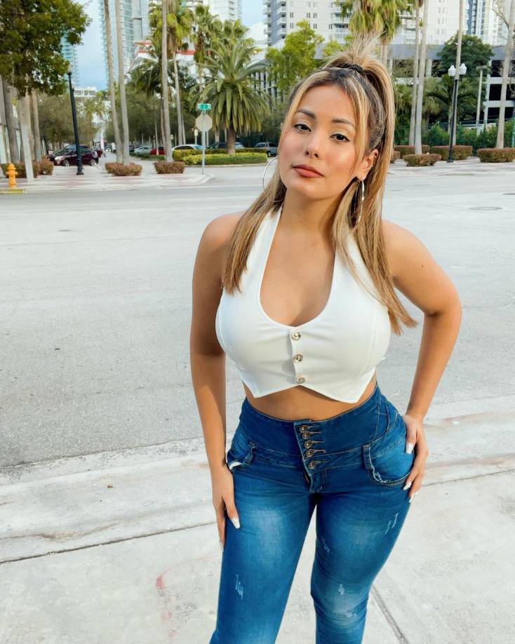 Hace un par de años, Ariela Cáceres y Elsa Oseguera tuvieron una plática virtual, donde se les podía ver tranquilas y hablando entre risas sobre las cosas que las hicieron discutir, por lo cual, aparentemente, ya no hay rivalidad. 