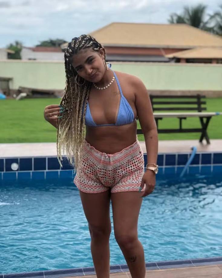 El día del crimen, Marcos Vinicius había llevado a su hijo mayor a pasar el fin de semana con él. Más tarde, regresó con ambos hijos a la casa de Milena, según testimonios de vecinos, quienes ya estaban al tanto de los episodios de violencia que ella sufría. 