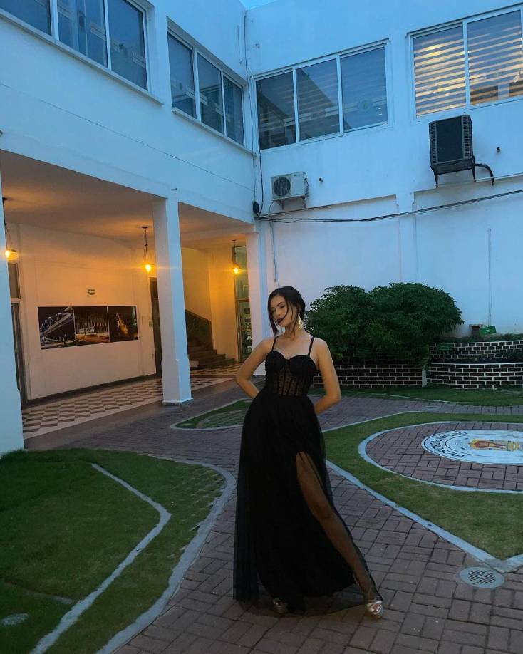 Su nombre es Débora, pero también le llaman “Deby”. 