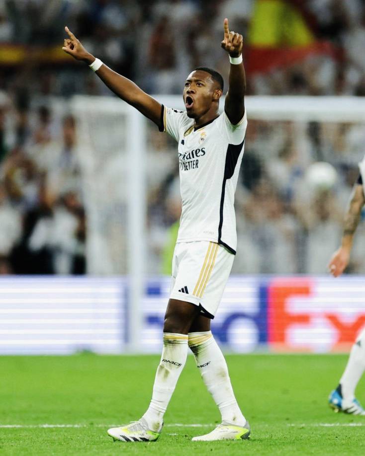 Defensa Central: David Alaba arrancaría en la zaga central, en la Liga de Campeones lo hizo como lateral izquierdo, sin embargo, en la segunda parte Ancelotti lo cambió de posición.