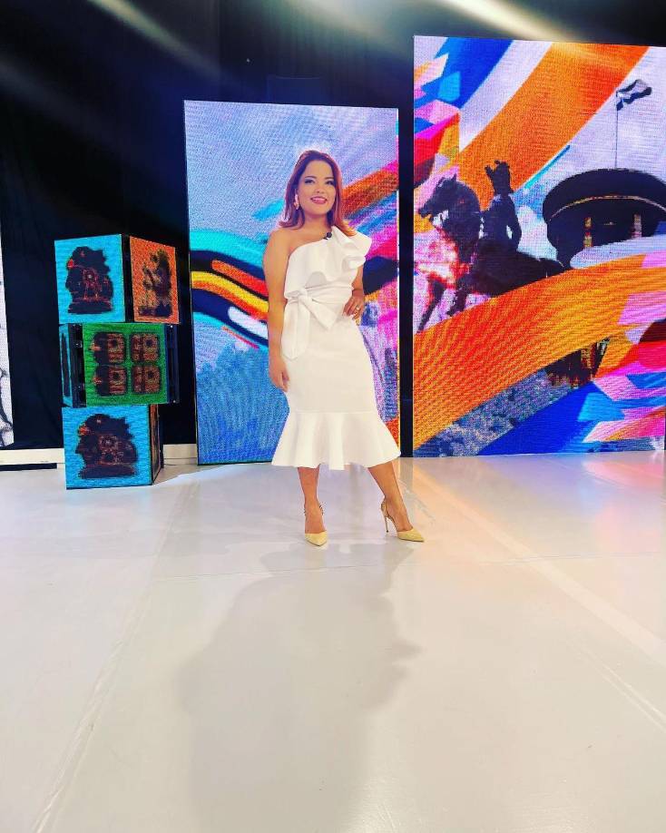 Ariela Cáceres de HCH.