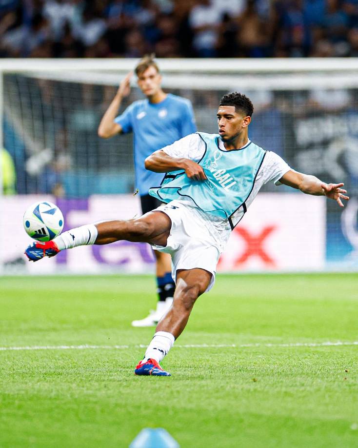 A Bellingham todavía le queda algún tiempo de baja, pero pronto podrá volver a las canchas.