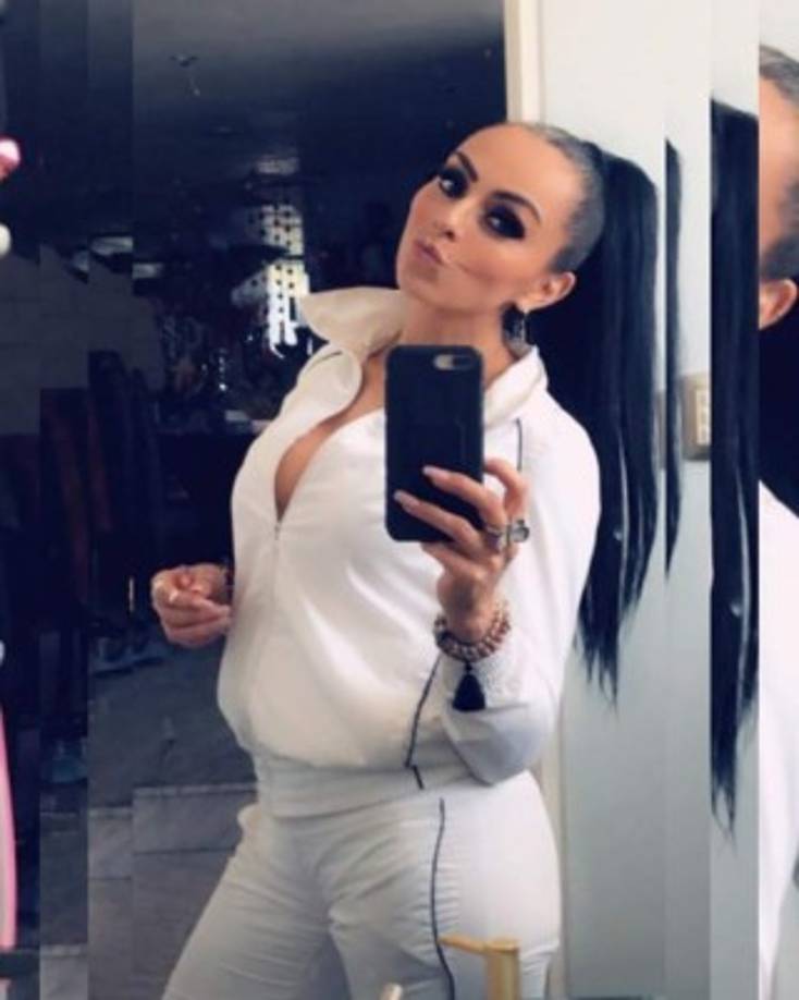 La noticia ha causado enorme revuelo en Costa Rica a tal punto que el diputado ha bloqueado los comentarios en su cuenta de Instagram y muchos presumen que es para evitar recibir mensajes sobre el tema.