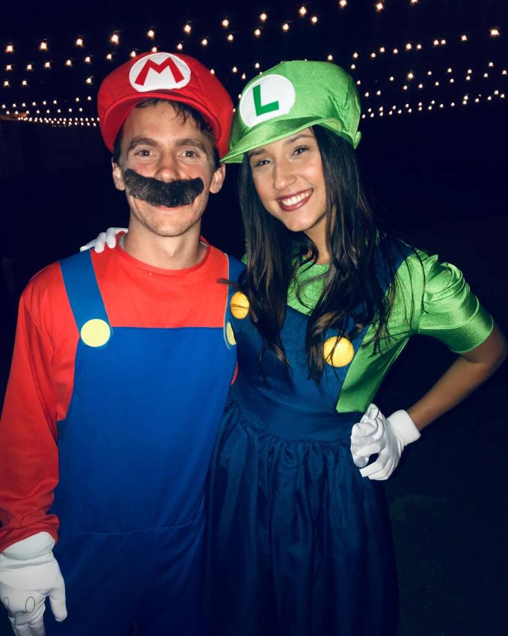 Super Mario y Luigi es la vieja confiable para los gamers. Estos trajes los puede encontrar en Amazon, así como en Marketplace de Facebook o en tiendas ubicadas en todo el país, donde ya comercian diferentes opciones de disfraces. 