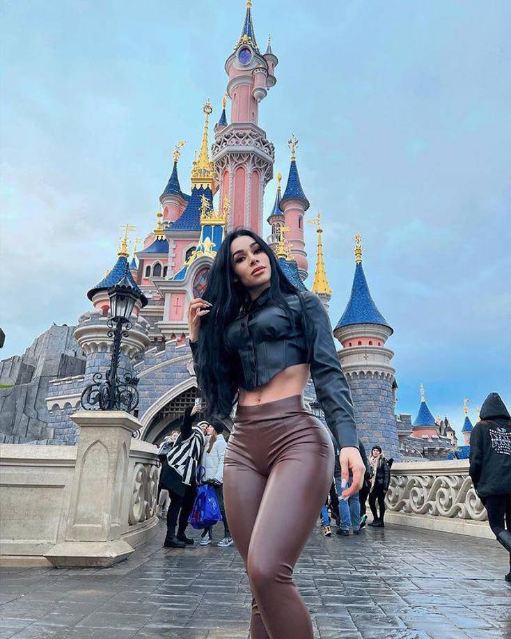 Una de ellas fue sobre las relaciones que ha mantenido con deportistas y es ahí donde la modelo de OnlyFans confesó el romance con el exfutbolista de la Liga MX.