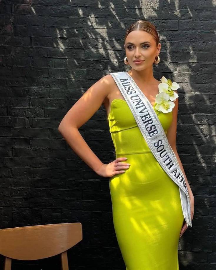 La beldad había pasado semanas en México preparándose para la final del prestigioso concurso de belleza. La organización de Miss Sudáfrica dijo en un comunicado que la salud y el bienestar de la Sra. Le Roux “son nuestra máxima prioridad” y se comprometió a apoyarla hasta que “recupere la salud por completo”.