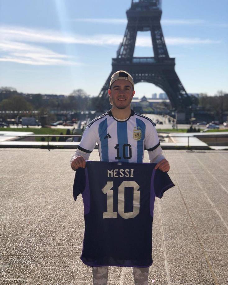 “Busqué en Internet, pero literalmente no había rastro”, comenzó explicando en entrevista con el portal Infobae.