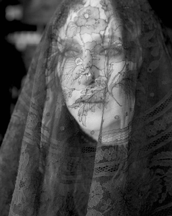 El sonido de “The Yagas” es una mezcla atmosférica de rock alternativo y metal, con influencias que van desde A Perfect Circle hasta elementos de música eslava. Esta combinación única ha generado grandes expectativas sobre el futuro de la banda y su impacto en la escena musical.