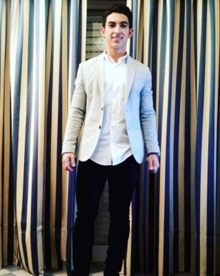 Jonathan Rubio: El mediocampista hondureño milita en el CD Tondela de la primera división de Portugal, la liga de ese país fue suspendida por un par de semanas.