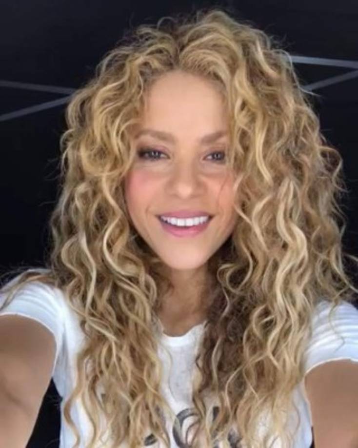 La colombiana, que se encuentra en Estados Unidos con la gira El Dorado, agradeció al público que asistió a su presentación en el Madison Square Garden, Nueva York, con un clip publicado en sus redes, pero llamó la atención que apareció luciendo unos labios mucho más voluptuosos que en otras ocasiones.<br/>