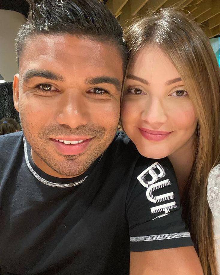 “Oh hombre, ¿en serio? Lo mejor es investigar primero tus fuentes, solo miro a mi alrededor y sé que no es él”, escribió Anna en su cuenta de Instagram. 