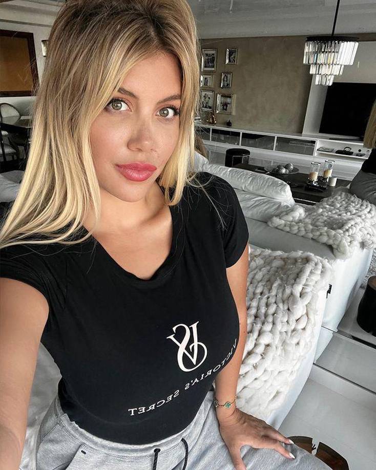 <b>Wanda Nara</b> es muy activa en sus redes sociales y suele subir contenido sobre su vida laboral y personal. 