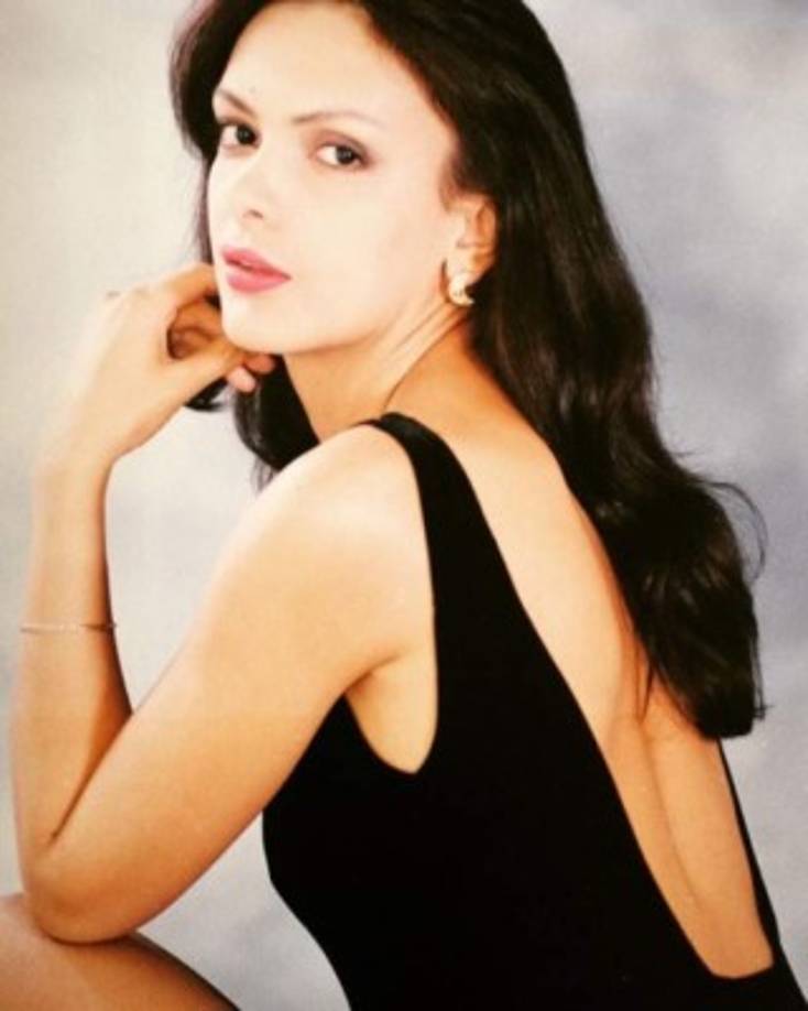 Así es, ella simplemente era una más de las 8 novias que su prometido tenía:<br/>“Era una relación de cinco años y yo juraba que era una persona buena, que era honesta, un buen ser humano. Nos íbamos a casar en mayo y pasó un evento desafortunado. Un 31 de diciembre que no estaba conmigo él estaba con la novia que tenía en Pereira. Acá en Bogotá comencé a ver una, dos, tres y éramos finalmente ocho novias las que él tenía”, contó Marcela.<br/><br/>Actualmente, prefiere mantener su vida sentimental en privado, y en sus redes sociales solo se ve compartiendo tiempo y amor con su hija, Nataly Arbeláez.<br/>