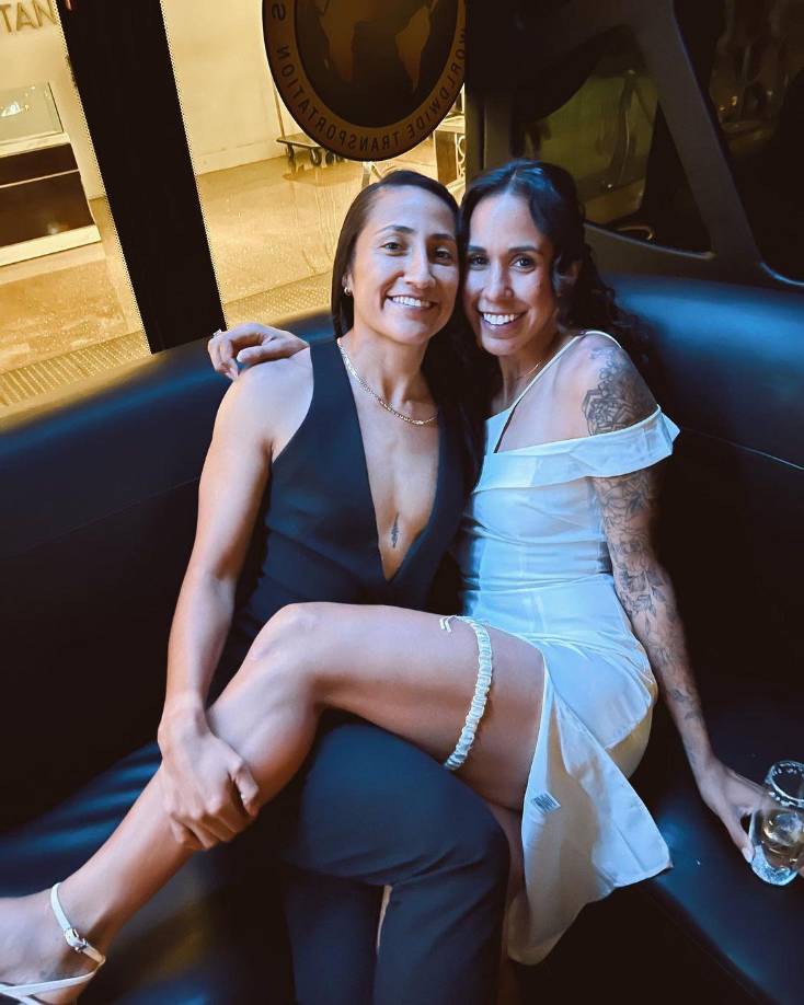En noviembre de 2018, las jugadoras anunciaron públicamente su compromiso matrimonial.