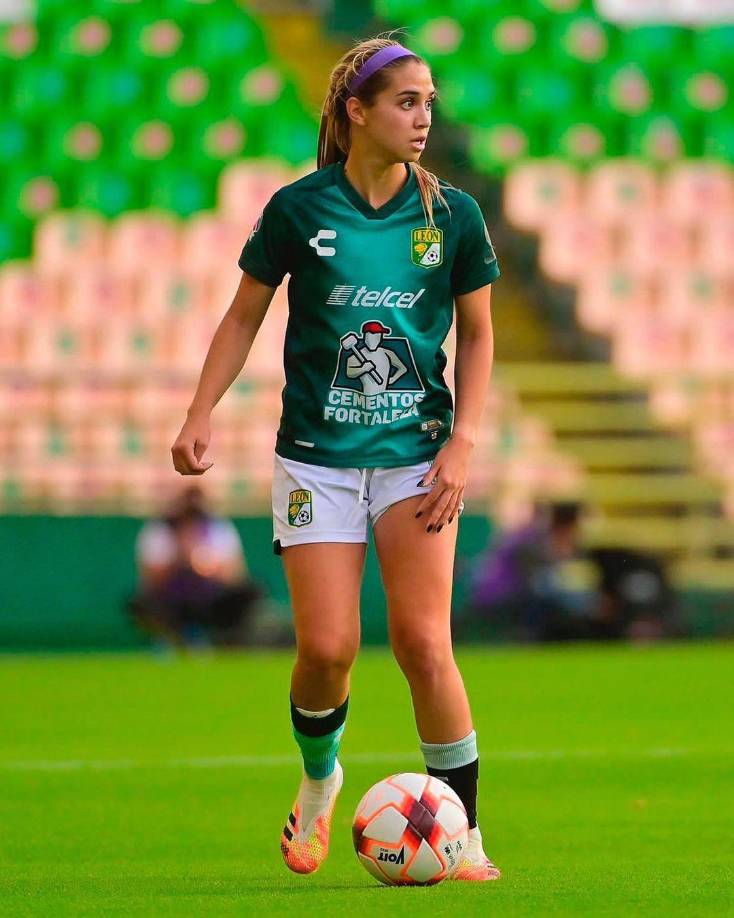 “En un partido de León contra Tigres en León me pusieron en mi Instagram que ese sería mi último partido. Me dijeron ‘te vamos a matar’”, contó la jugadora del Pachuca femenil.
