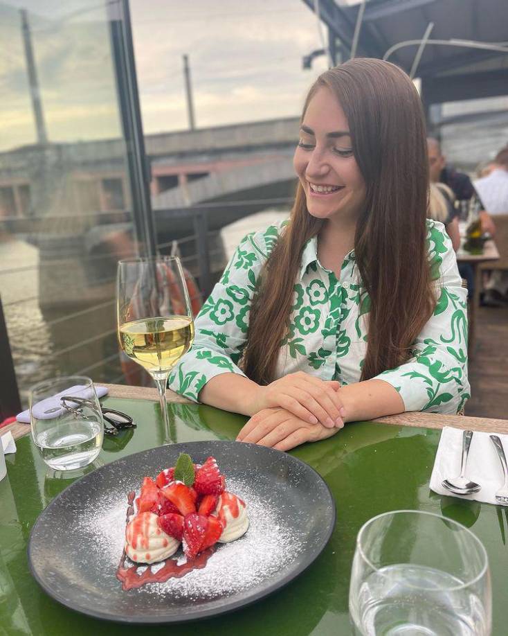 Asimismo, la expareja del checo no quiso revelar el momento en el que se enteró de la decisión del jugador.