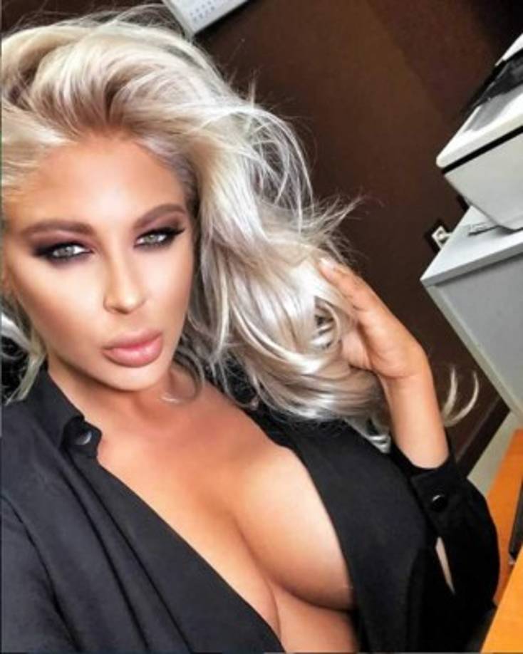 La publicación de Andrea apareció justo cuando el escándalo tomó un cariz más serio que una simple polémica en los medios, ya que la periodista anunció que emprendería acciones legales contra Pulev.