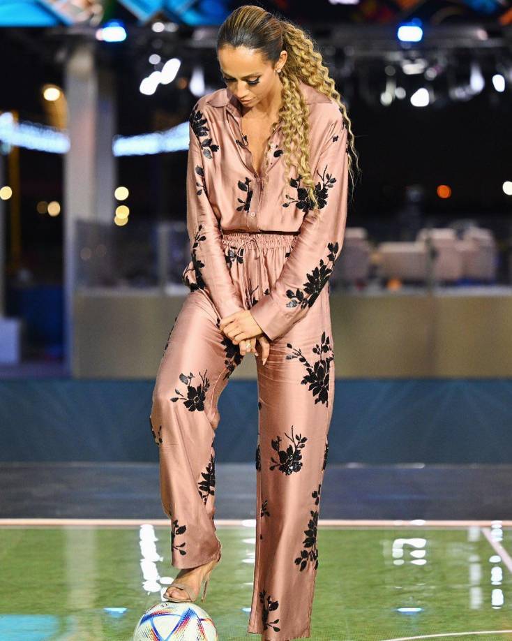 CBS Sports Golazo quería dialogar con el argentino en una transmisión en vivo, pero, Kate Abdo, la bella conductora del programa, confesó la razón por la cuál no pudieron contar con el campeón del mundo.