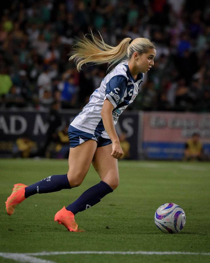 La centrocampista reconoció los esfuerzos que ha hecho la liga mexicana, como el protocolo para prevenir la violencia de género que lanzaron en julio pasado.