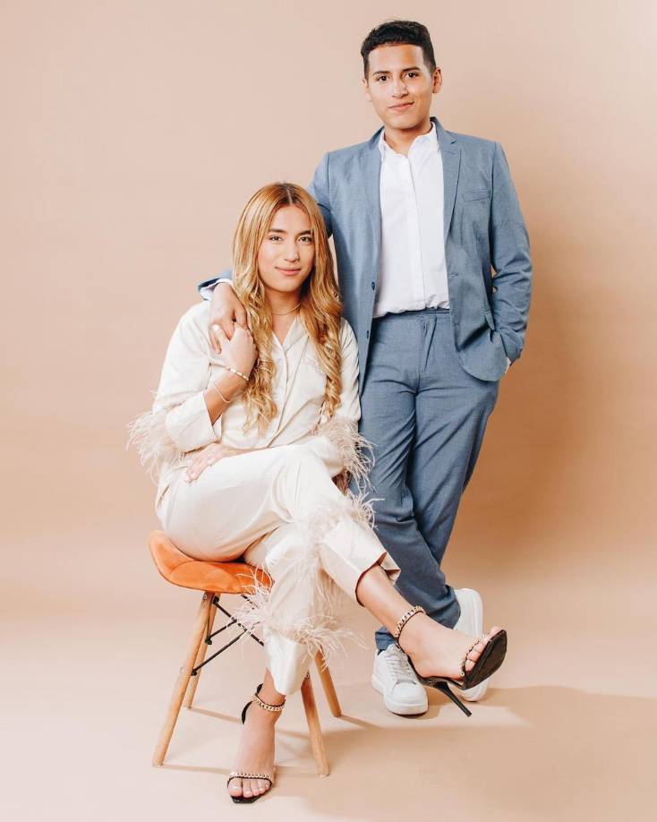 Desde inicios de los rumores de su supuesta separación, ambos tiktoker se habían mantenido al margen y no habían mencionado nada al respecto, pero fue hoy donde ambos decidieron romper el silencio y anunciar su ruptura como pareja.