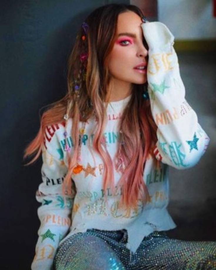 De igual manera, el medio de información culpa a Belinda por la felicidad y dicha que se le ha visto desbordar al cantante mexicano, pues aseguran que hasta se le ve más delgado.<br/><br/>