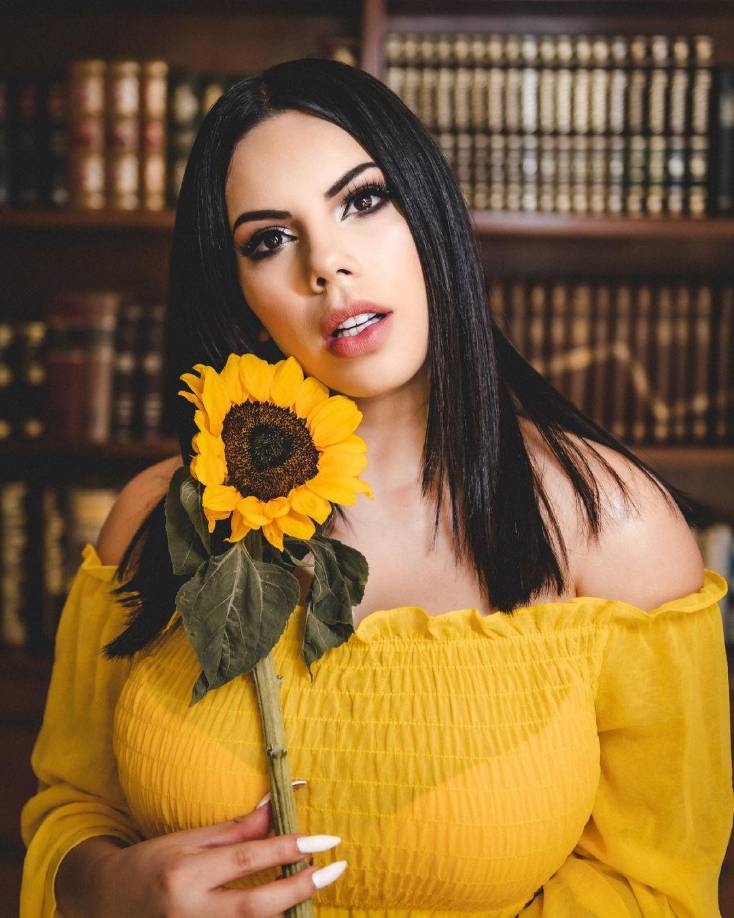 Ahora la influencer se encuentra produciendo contenido para su canal de OnlyFans y planea incursionar en la producción de cine de terror en el futuro.